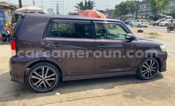 Sayi Sabo Toyota Raum Sauran Mota in Douala a Ƙasar Kamaru Sayi Sabo Toyota Raum Sauran Mota in Douala a Ƙasar Kamaru