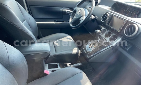 Sayi Sabo Toyota Raum Sauran Mota in Douala a Ƙasar Kamaru Sayi Sabo Toyota Raum Sauran Mota in Douala a Ƙasar Kamaru