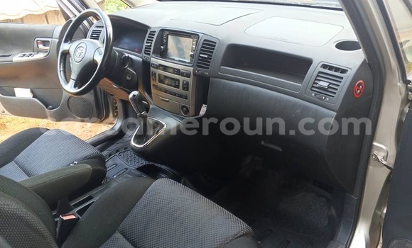 Acheter Occasion Voiture Toyota Corolla Verso Autre à Yaoundé, Central Cameroon Acheter Occasion Voiture Toyota Corolla Verso Autre à Yaoundé, Central Cameroon
