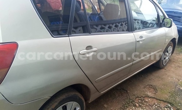Acheter Occasion Voiture Toyota Corolla Verso Autre à Yaoundé, Central Cameroon Acheter Occasion Voiture Toyota Corolla Verso Autre à Yaoundé, Central Cameroon