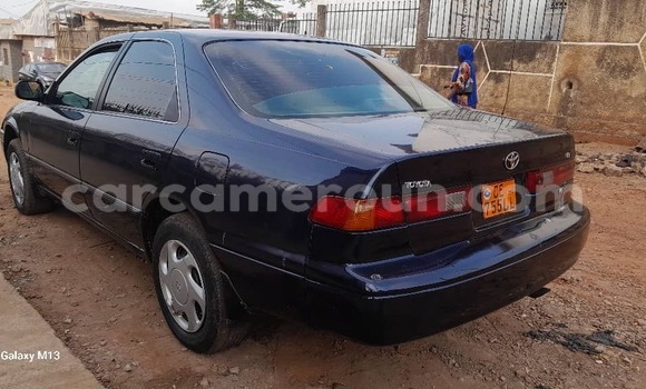 Sayi Sabo Toyota Camry Blue Mota in Yaounde a Babban Kamaru Sayi Sabo Toyota Camry Blue Mota in Yaounde a Babban Kamaru
