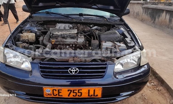 Sayi Sabo Toyota Camry Blue Mota in Yaounde a Babban Kamaru Sayi Sabo Toyota Camry Blue Mota in Yaounde a Babban Kamaru