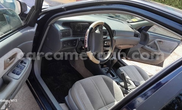 Sayi Sabo Toyota Camry Blue Mota in Yaounde a Babban Kamaru Sayi Sabo Toyota Camry Blue Mota in Yaounde a Babban Kamaru