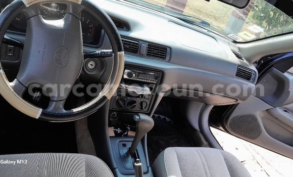 Sayi Sabo Toyota Camry Blue Mota in Yaounde a Babban Kamaru Sayi Sabo Toyota Camry Blue Mota in Yaounde a Babban Kamaru