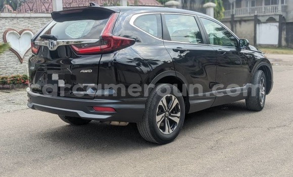 Sayi Na hannu Honda CR–V Black Mota in Douala a Ƙasar Kamaru Sayi Na hannu Honda CR–V Black Mota in Douala a Ƙasar Kamaru
