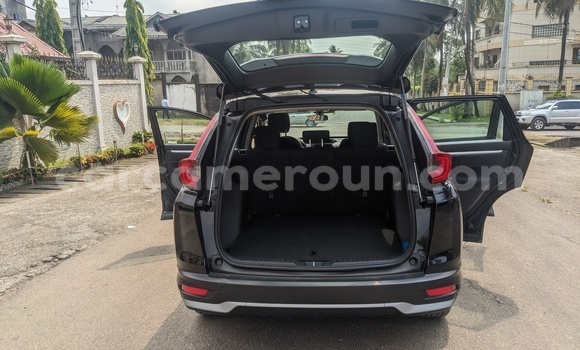Sayi Na hannu Honda CR–V Black Mota in Douala a Ƙasar Kamaru Sayi Na hannu Honda CR–V Black Mota in Douala a Ƙasar Kamaru