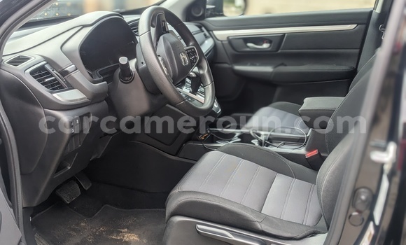 Sayi Na hannu Honda CR–V Black Mota in Douala a Ƙasar Kamaru Sayi Na hannu Honda CR–V Black Mota in Douala a Ƙasar Kamaru