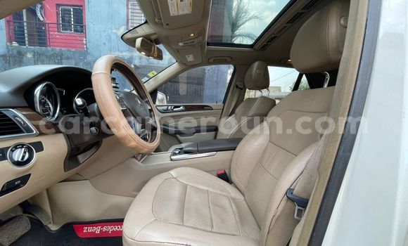 Acheter Occasion Voiture Mercedes‒Benz ML–Class Blanc à Douala, Littoral Cameroon Acheter Occasion Voiture Mercedes‒Benz ML–Class Blanc à Douala, Littoral Cameroon