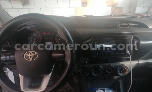 Acheter Occasion Voiture Toyota Hilux Blanc à Douala, Littoral Cameroon Acheter Occasion Voiture Toyota Hilux Blanc à Douala, Littoral Cameroon