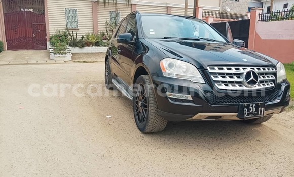 Acheter Occasion Voiture Mercedes‒Benz ML–Class Noir à Douala, Littoral Cameroon Acheter Occasion Voiture Mercedes‒Benz ML–Class Noir à Douala, Littoral Cameroon