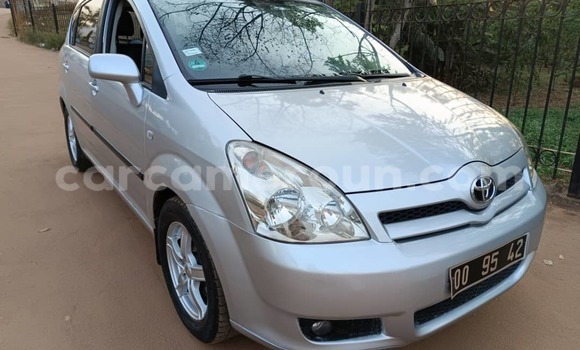 Acheter Occasion Voiture Toyota Corolla Gris à Yaoundé, Central Cameroon