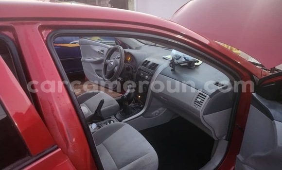 Sayi Sabo Toyota Corolla Red Mota in Yaounde a Babban Kamaru Sayi Sabo Toyota Corolla Red Mota in Yaounde a Babban Kamaru