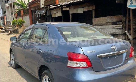 Sayi Na hannu Toyota Belta Blue Mota in Douala a Ƙasar Kamaru Sayi Na hannu Toyota Belta Blue Mota in Douala a Ƙasar Kamaru