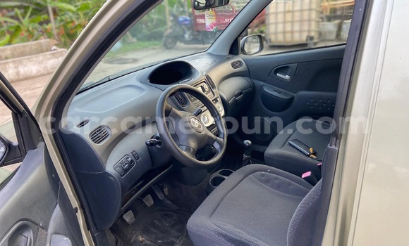 Acheter Occasion Voiture Toyota Yaris Verso Autre à Douala, Littoral Cameroon Acheter Occasion Voiture Toyota Yaris Verso Autre à Douala, Littoral Cameroon