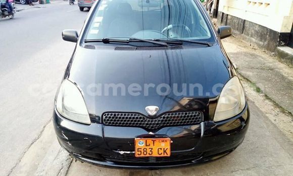 Sayi Na hannu Toyota Yaris Black Mota in Douala a Ƙasar Kamaru Sayi Na hannu Toyota Yaris Black Mota in Douala a Ƙasar Kamaru