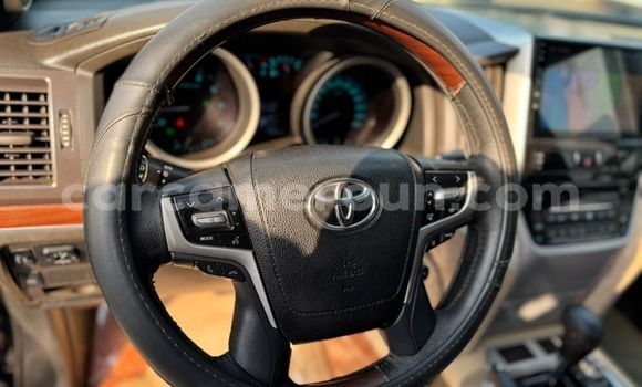 Sayi Imported Toyota Land Cruiser Prado Black Mota in Yaounde a Babban Kamaru Sayi Imported Toyota Land Cruiser Prado Black Mota in Yaounde a Babban Kamaru