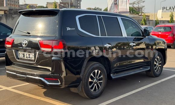 Sayi Imported Toyota Land Cruiser Prado Black Mota in Yaounde a Babban Kamaru Sayi Imported Toyota Land Cruiser Prado Black Mota in Yaounde a Babban Kamaru
