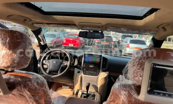Sayi Imported Toyota Land Cruiser Prado Black Mota in Yaounde a Babban Kamaru Sayi Imported Toyota Land Cruiser Prado Black Mota in Yaounde a Babban Kamaru