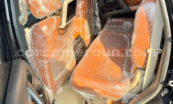 Sayi Imported Toyota Land Cruiser Prado Black Mota in Yaounde a Babban Kamaru Sayi Imported Toyota Land Cruiser Prado Black Mota in Yaounde a Babban Kamaru