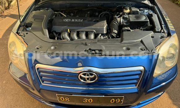 Sayi Na hannu Toyota Avensis Blue Mota in Yaounde a Babban Kamaru Sayi Na hannu Toyota Avensis Blue Mota in Yaounde a Babban Kamaru