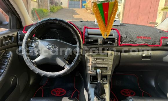 Sayi Na hannu Toyota Avensis Blue Mota in Yaounde a Babban Kamaru Sayi Na hannu Toyota Avensis Blue Mota in Yaounde a Babban Kamaru