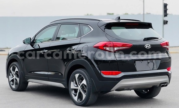 Sayi Sabo Hyundai Tucson Black Mota in Douala a Ƙasar Kamaru Sayi Sabo Hyundai Tucson Black Mota in Douala a Ƙasar Kamaru