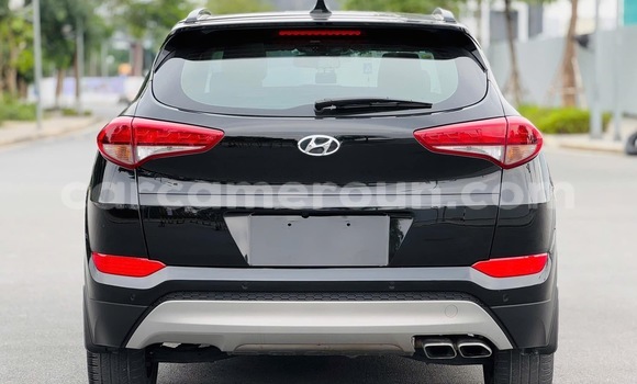 Sayi Sabo Hyundai Tucson Black Mota in Douala a Ƙasar Kamaru Sayi Sabo Hyundai Tucson Black Mota in Douala a Ƙasar Kamaru