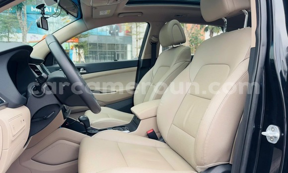 Sayi Sabo Hyundai Tucson Black Mota in Douala a Ƙasar Kamaru Sayi Sabo Hyundai Tucson Black Mota in Douala a Ƙasar Kamaru