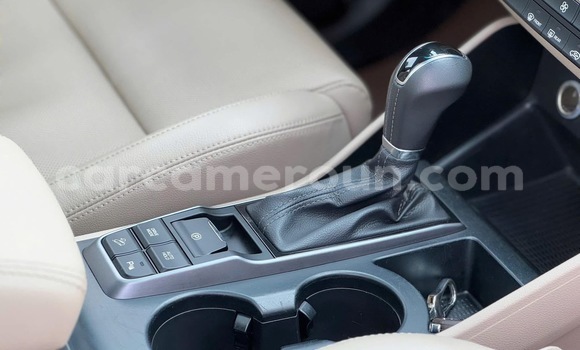 Sayi Sabo Hyundai Tucson Black Mota in Douala a Ƙasar Kamaru Sayi Sabo Hyundai Tucson Black Mota in Douala a Ƙasar Kamaru