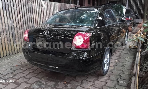 Sayi Sabo Toyota Avensis Black Mota in Yaounde a Babban Kamaru Sayi Sabo Toyota Avensis Black Mota in Yaounde a Babban Kamaru