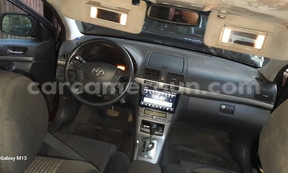 Sayi Sabo Toyota Avensis Black Mota in Yaounde a Babban Kamaru Sayi Sabo Toyota Avensis Black Mota in Yaounde a Babban Kamaru