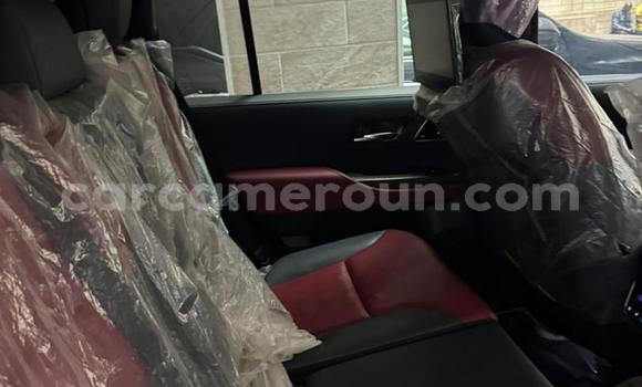 Sayi Na hannu Toyota Land Cruiser Black Mota in Yaounde a Babban Kamaru Sayi Na hannu Toyota Land Cruiser Black Mota in Yaounde a Babban Kamaru