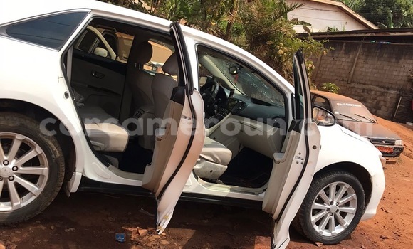 Buy New Toyota Venza White Car in Yaounde in Central Cameroon Buy New Toyota Venza White Car in Yaounde in Central Cameroon