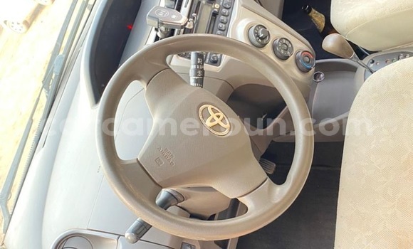 Acheter Neuf Voiture Toyota Yaris Autre à Yaoundé, Central Cameroon Acheter Neuf Voiture Toyota Yaris Autre à Yaoundé, Central Cameroon