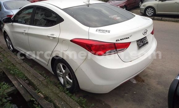 Buy Used Hyundai Elantra White Car in Douala in Littoral Cameroon Buy Used Hyundai Elantra White Car in Douala in Littoral Cameroon