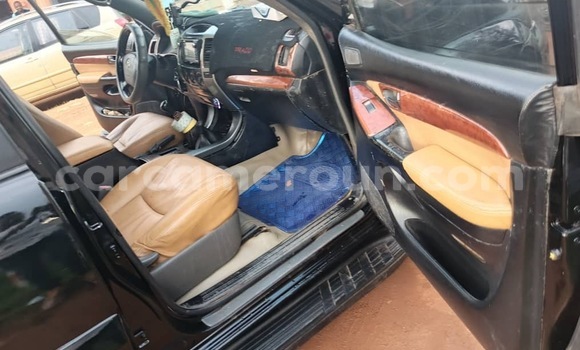 Buy Used Toyota Land Cruiser Prado Blue Car in Yaounde in Central Cameroon Buy Used Toyota Land Cruiser Prado Blue Car in Yaounde in Central Cameroon