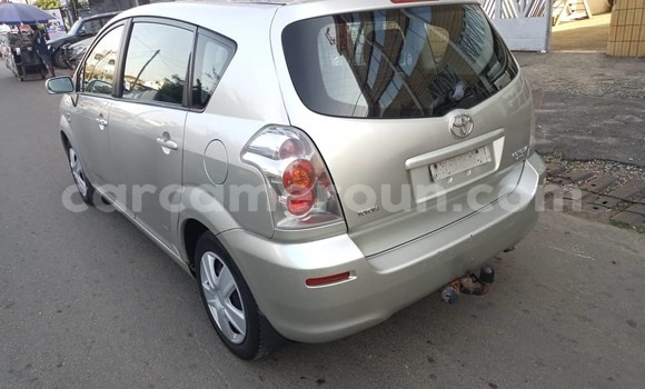 Buy Used Toyota Corolla Verso Silver Car in Douala in Littoral Cameroon Buy Used Toyota Corolla Verso Silver Car in Douala in Littoral Cameroon