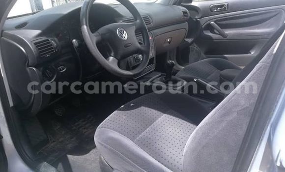 Acheter Occasion Voiture Volkswagen Passat Gris à Douala, Littoral Cameroon Acheter Occasion Voiture Volkswagen Passat Gris à Douala, Littoral Cameroon