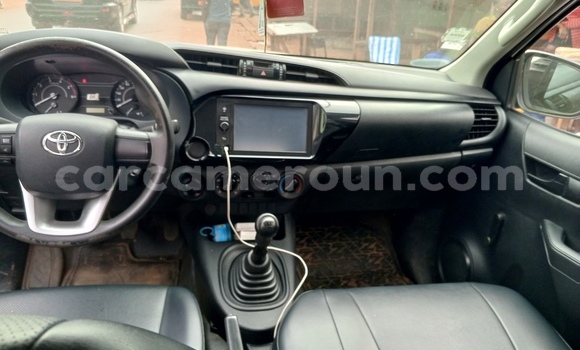Buy New Toyota Hilux White Car in Yaounde in Central Cameroon Buy New Toyota Hilux White Car in Yaounde in Central Cameroon