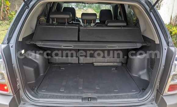 Sayi Na hannu Hyundai Tucson Black Mota in Douala a Ƙasar Kamaru Sayi Na hannu Hyundai Tucson Black Mota in Douala a Ƙasar Kamaru