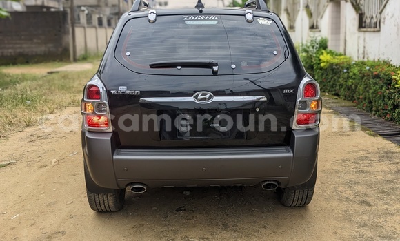 Sayi Na hannu Hyundai Tucson Black Mota in Douala a Ƙasar Kamaru Sayi Na hannu Hyundai Tucson Black Mota in Douala a Ƙasar Kamaru