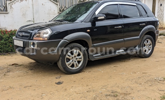 Sayi Na hannu Hyundai Tucson Black Mota in Douala a Ƙasar Kamaru Sayi Na hannu Hyundai Tucson Black Mota in Douala a Ƙasar Kamaru