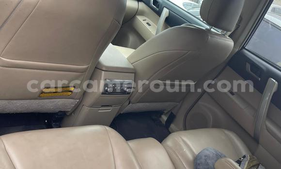 Buy Used Toyota Highlander Beige Car in Douala in Littoral Cameroon Buy Used Toyota Highlander Beige Car in Douala in Littoral Cameroon