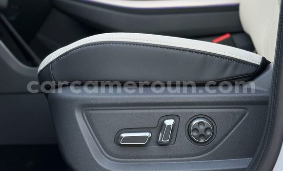 Sayi Sabo Jeep CJ Sauran Mota in Douala a Ƙasar Kamaru Sayi Sabo Jeep CJ Sauran Mota in Douala a Ƙasar Kamaru