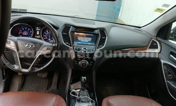 Acheter Occasion Voiture Hyundai Santa Fe Noir à Douala, Littoral Cameroon Acheter Occasion Voiture Hyundai Santa Fe Noir à Douala, Littoral Cameroon