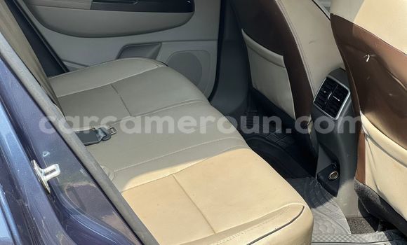 Sayi Na hannu Kia Sportage Blue Mota in Douala a Ƙasar Kamaru Sayi Na hannu Kia Sportage Blue Mota in Douala a Ƙasar Kamaru