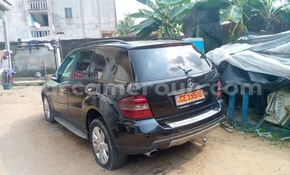 Acheter Occasion Voiture Mercedes‒Benz ML–Class Noir à Douala, Littoral Cameroon Acheter Occasion Voiture Mercedes‒Benz ML–Class Noir à Douala, Littoral Cameroon