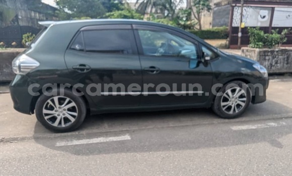 Sayi Na hannu Toyota Blade Sauran Mota in Douala a Ƙasar Kamaru Sayi Na hannu Toyota Blade Sauran Mota in Douala a Ƙasar Kamaru