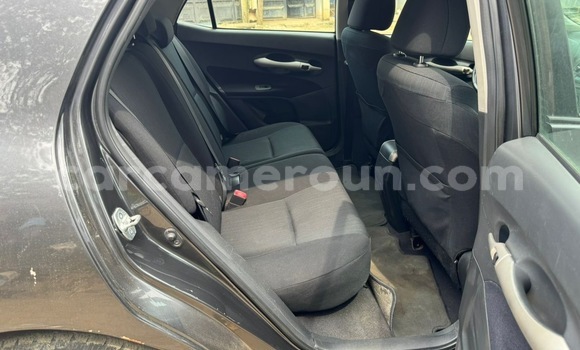 Sayi Sabo Toyota Auris Sauran Mota in Douala a Ƙasar Kamaru Sayi Sabo Toyota Auris Sauran Mota in Douala a Ƙasar Kamaru