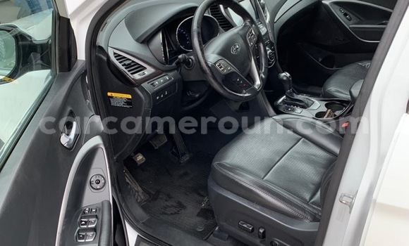 Buy New Hyundai Santa Fe White Car in Douala in Littoral Cameroon Buy New Hyundai Santa Fe White Car in Douala in Littoral Cameroon